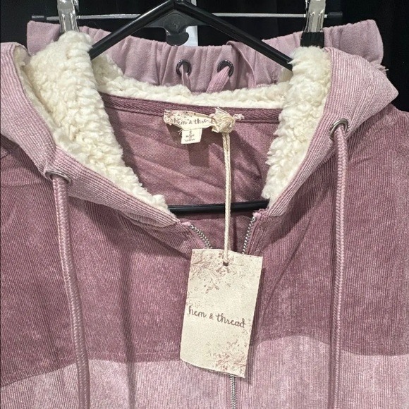 Hem & Thread two piece set size, small medium, and large - Picture 2 of 6